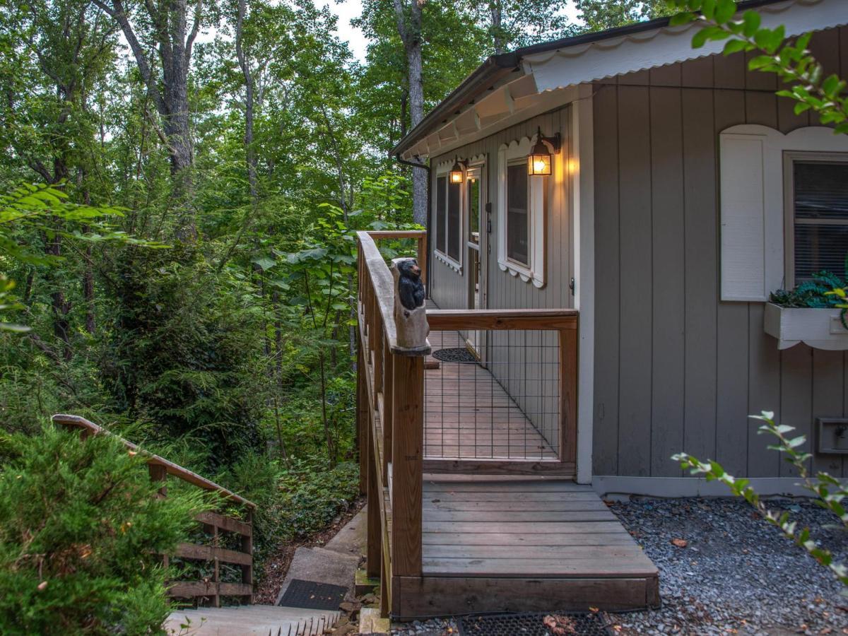 Bear View Chalet, 3 Bedroom, Pool, Pets, Arcades, Wifi, Hot Tub, Sleeps 12 Gatlinburg Extérieur photo
